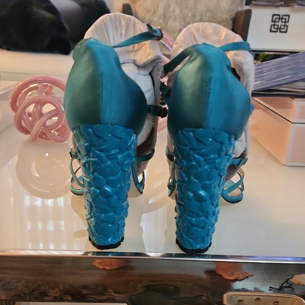 Paul Andrew Blue Chunky Heel Sandals - Picture 4 of 13